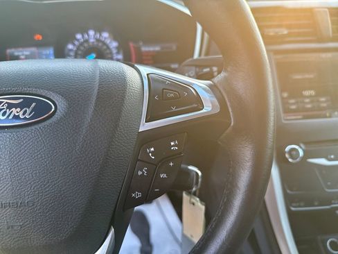 Used 2015 Ford Fusion SE w/ Equipment Group 202A image 18