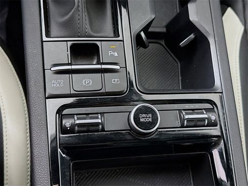 Used 2025 Kia K5 GT-Line w/ GT-Line Premium Package image 13