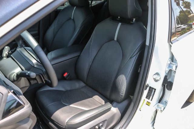 Used 2021 Toyota Camry XSE w/ Carpet Mat Package (TMS) FWD image 26