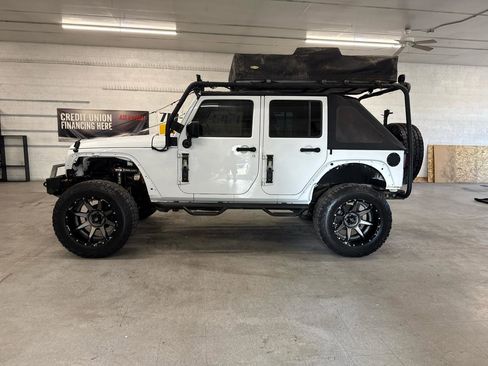 Used 2017 Jeep Wrangler Unlimited Sport w/ Quick Order Package 24S AWD/4WD image 87