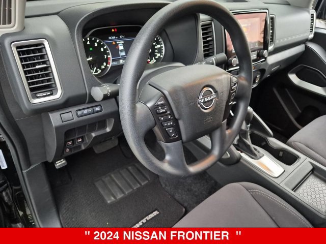 Certified 2024 Nissan Frontier SV AWD/4WD image 16