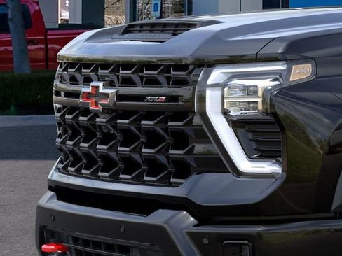 New 2026 Chevrolet Silverado 2500 ZR2 image 13