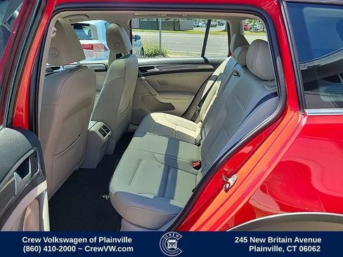 Used 2017 Volkswagen Golf Alltrack SE AWD/4WD image 16