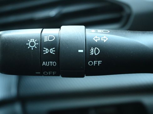 Used 2025 Subaru Crosstrek 2.5i Sport w/ Popular Package #4A image 28