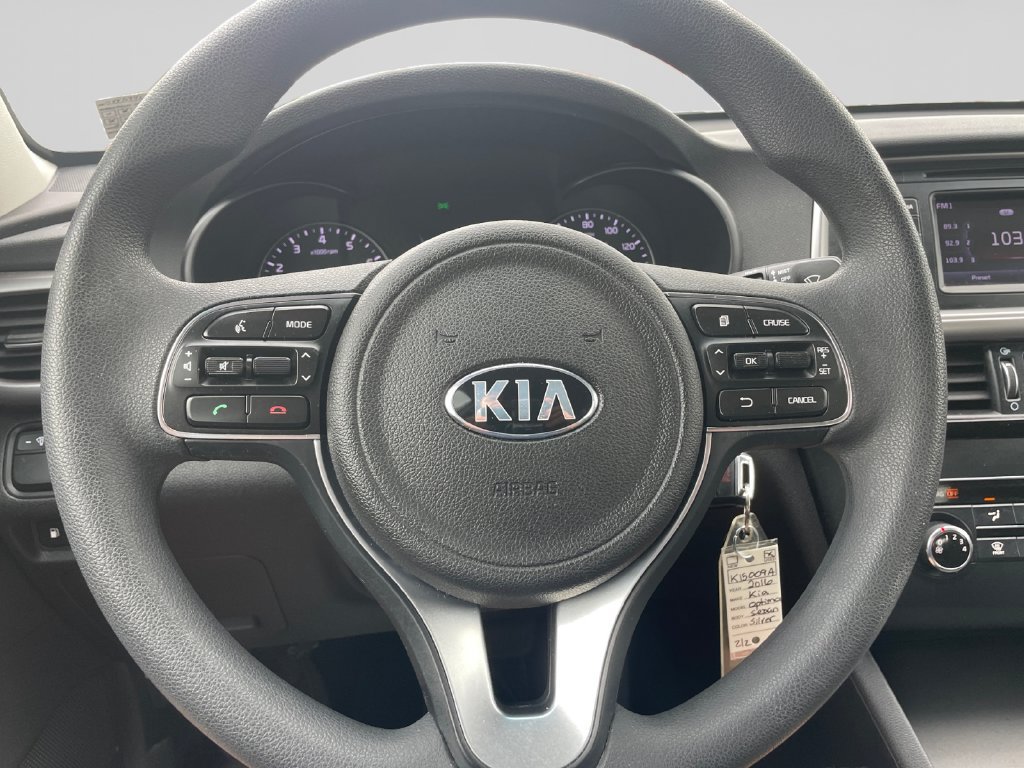 Used 2016 Kia Optima LX FWD image 25