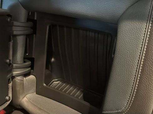 Used 2020 GMC Sierra 1500 Denali w/ Denali Ultimate Package AWD/4WD image 19
