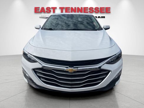Used 2025 Chevrolet Malibu LT image 9