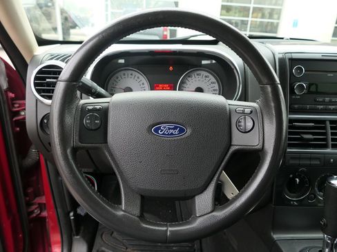 Used 2010 Ford Explorer Sport Trac XLT image 20