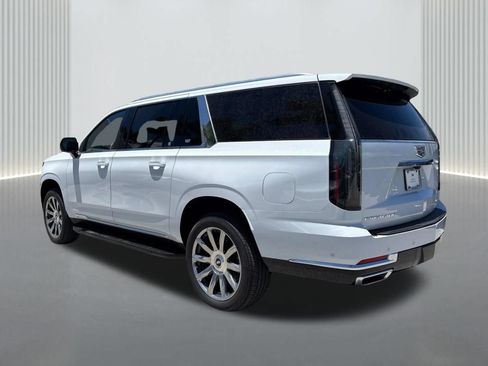 New 2026 Cadillac Escalade ESV 4WD image 7