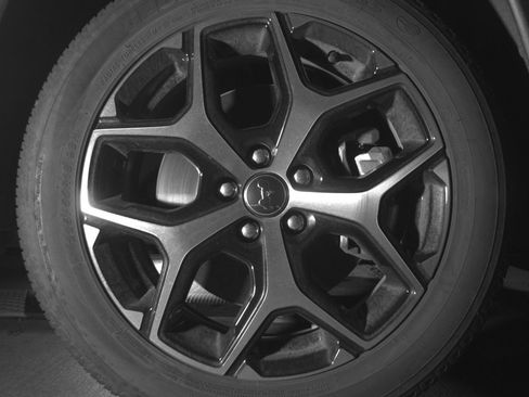 Used 2025 Jeep Compass Limited image 13