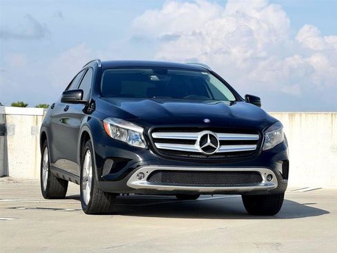 Used 2015 Mercedes-Benz GLA 250 image 4