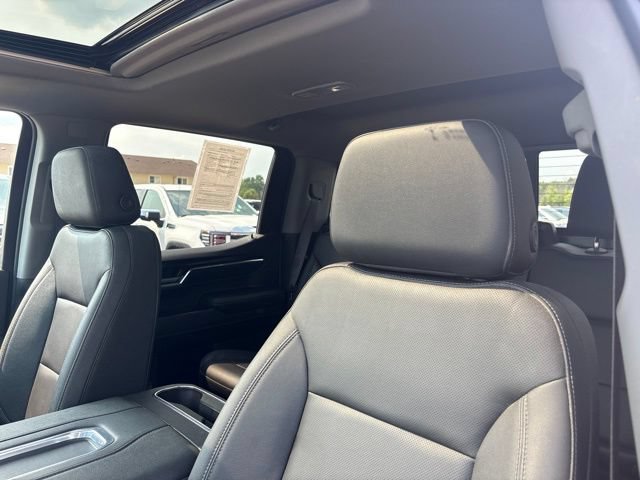 Used 2022 GMC Sierra 1500 SLT w/ SLT Premium Plus Package AWD/4WD image 13