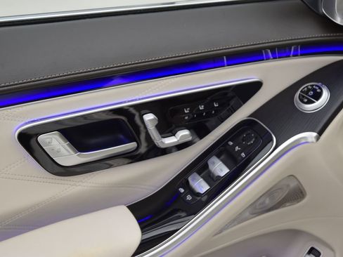 Certified 2023 Mercedes-Benz Maybach S 580 4MATIC image 24