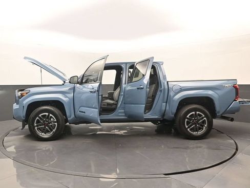 Used 2026 Toyota Tacoma TRD Sport RWD image 29