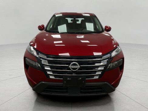 Used 2025 Nissan Rogue SV image 10