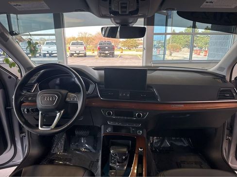 Used 2023 Audi Q5 2.0T Premium Plus w/ Premium Plus Package AWD/4WD image 17