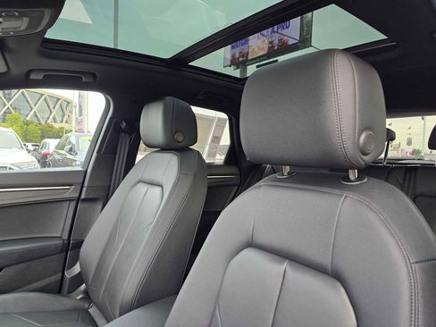 New 2025 Audi Q3 2.0T Premium image 23