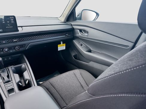 New 2026 Honda Accord SE image 18