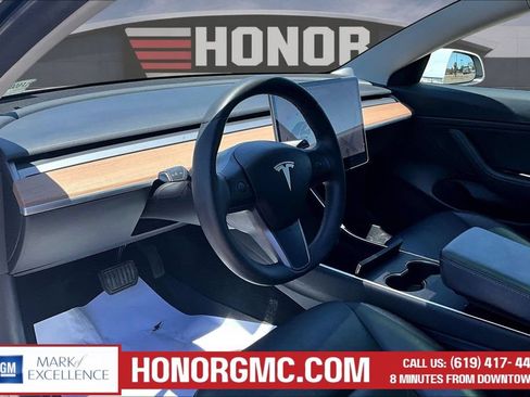 Used 2020 Tesla Model 3 Long Range AWD/4WD image 15
