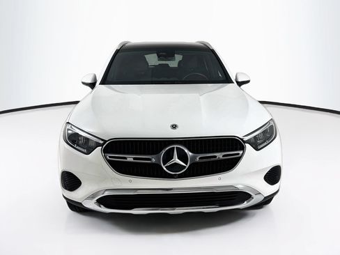 Certified 2026 Mercedes-Benz GLC 300 image 2