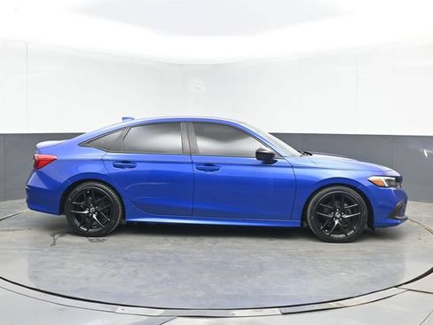Used 2022 Honda Civic Sport image 11