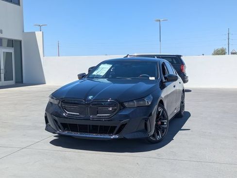 New 2026 BMW i5 M60 w/ Executive Package AWD/4WD image 3