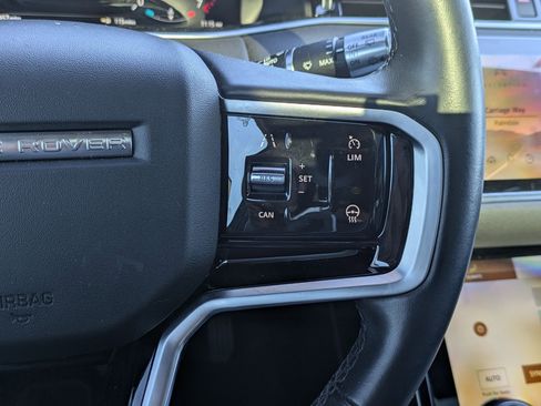 Used 2022 Land Rover Range Rover Evoque SE image 26