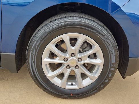 Used 2019 Chevrolet Equinox LT FWD image 5