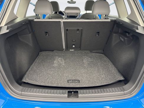 Used 2022 Volkswagen Taos SE w/ Driver Assistance Package image 21