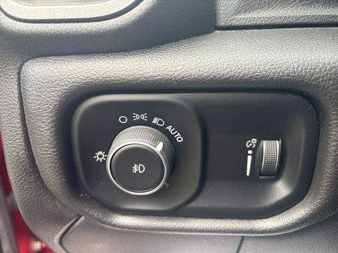 Used 2024 RAM 5500 Tradesman AWD/4WD image 18