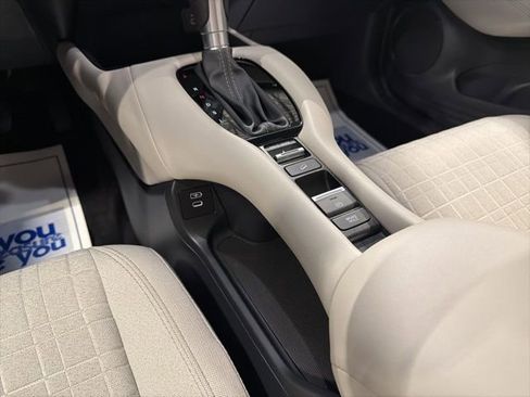 Used 2025 Honda HR-V LX image 21
