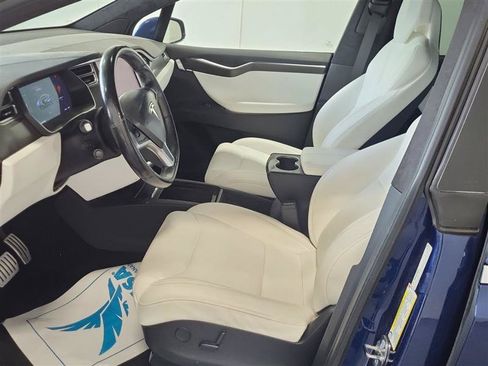 Used 2017 Tesla Model X P100D AWD/4WD image 3