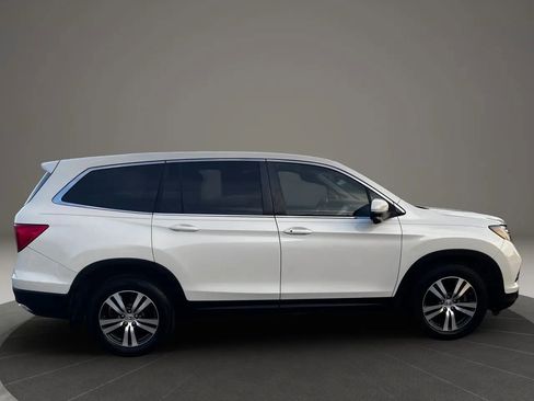 Used 2016 Honda Pilot EX image 18