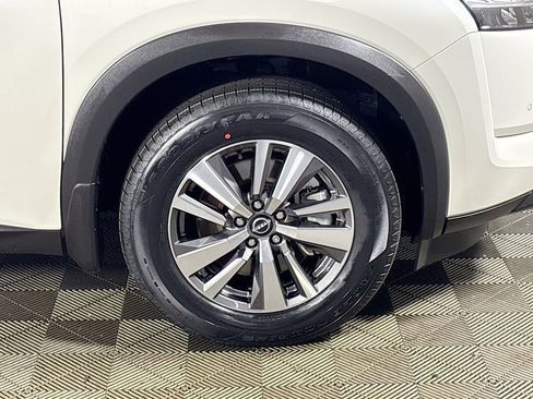 Used 2023 Nissan Pathfinder SL AWD/4WD image 23