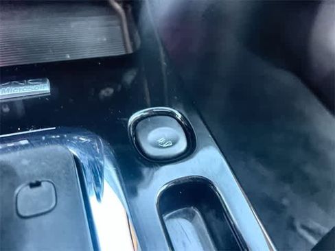 Used 2010 Ford Escape Limited image 28