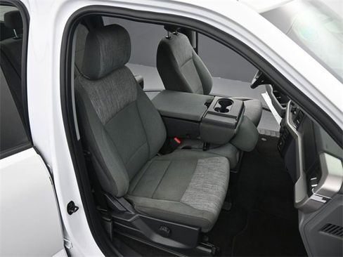 Used 2023 Ford F150 XLT w/ FX4 Off-Road Package image 19