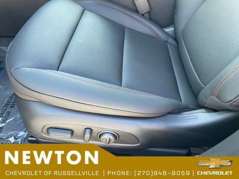 New 2026 Chevrolet Trax RS w/ Driver Confidence Package FWD image 6