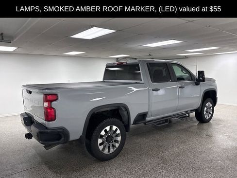 Used 2024 Chevrolet Silverado 2500 Custom w/ Custom Value Package image 8