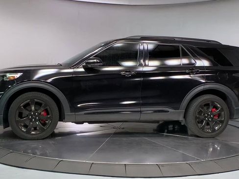 Certified 2023 Ford Explorer ST w/ Equipment Group 401A image 5