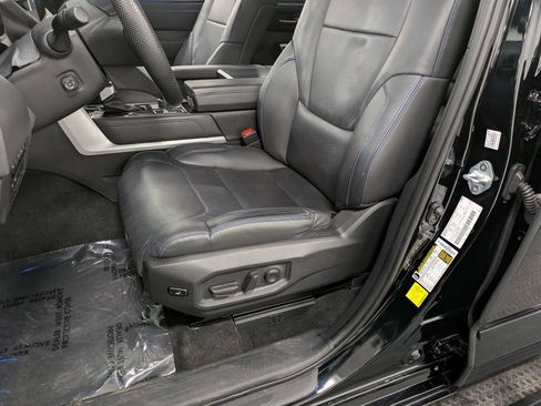 Used 2024 Toyota Tundra Platinum AWD/4WD image 12