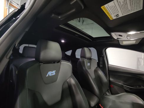 Used 2017 Ford Focus RS image 13