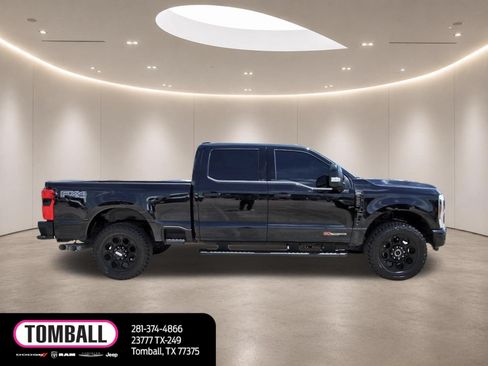Used 2026 Ford F250 Lariat w/ Black Appearance Package AWD/4WD image 8
