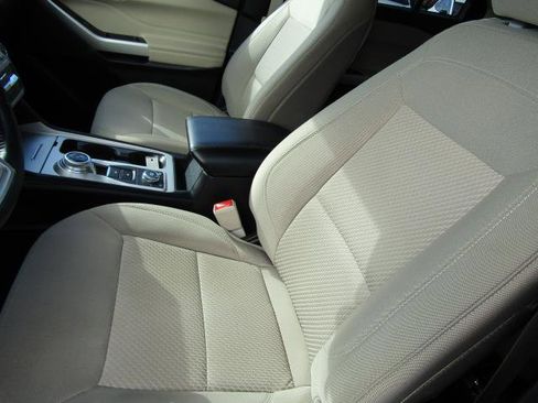 Certified 2023 Ford Explorer XLT w/ Class IV Trailer Tow Package image 20