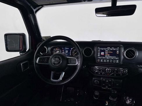 Used 2021 Jeep Wrangler Unlimited Sahara image 25