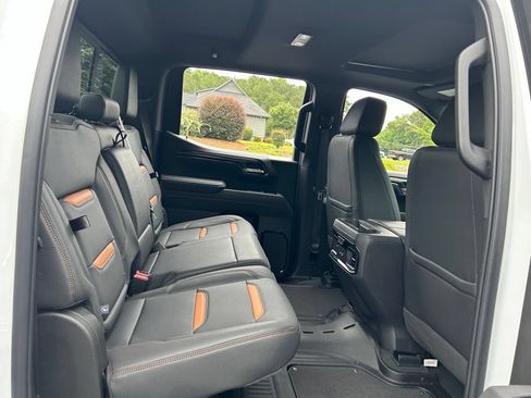 Used 2025 GMC Sierra 1500 AT4 w/ AT4 Premium Package AWD/4WD image 52