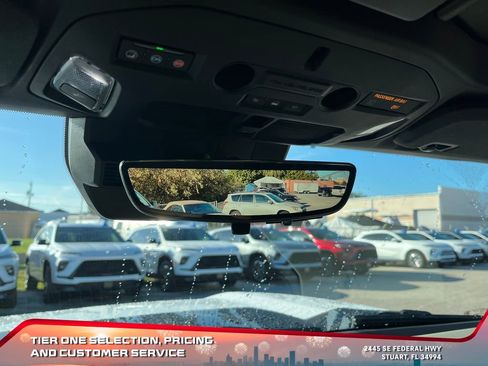 New 2026 GMC Hummer EV SUV image 32