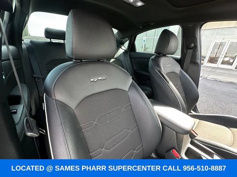 Used 2023 Kia Forte GT-Line w/ GT-Line Premium Package FWD image 23