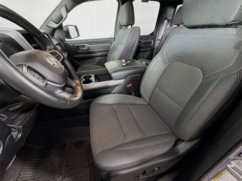 Used 2021 RAM 1500 Big Horn AWD/4WD image 2