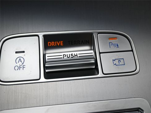 New 2026 Genesis GV70 2.5T Advanced image 15