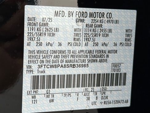 New 2025 Ford Maverick Lobo image 30